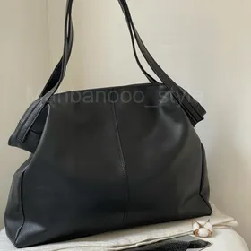 کیف دوشی زنانه مدل تویس