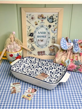 مرغ خوری سایز متوسط دنی هوم طرح گل آبی / BA24