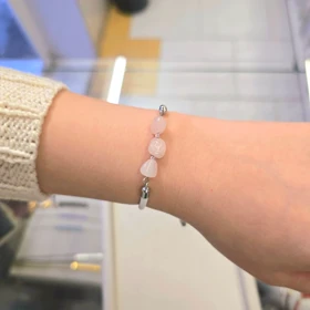 دستبند سنگ رزکوارتز اصل با بند مارشال