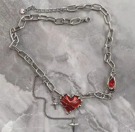 گردنبند پینترستی Red heart