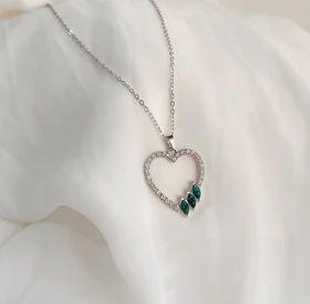 گردنبند قلب سنگ دار کد07