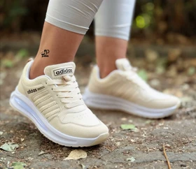 کتانی آدیداس