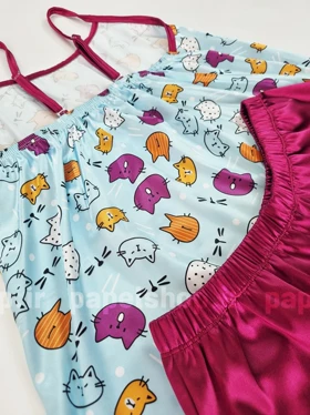 ست لباس خواب تاپ و شورتک ساتن طرح گربه رنگارنگ