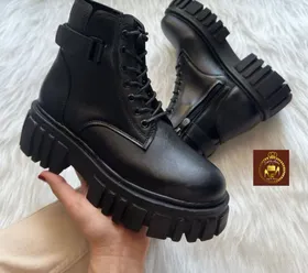 نیم بوت زنانه لژدار بندی طبی