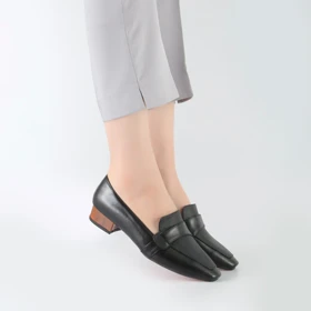 کفش کالج طبی زنانه و دخترانه رنگ مشکی کد M709