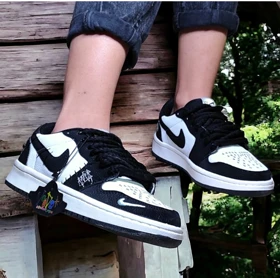 کتانی ودوو زنانه سفید مشکی