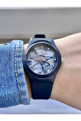 ساعت qandq qandq