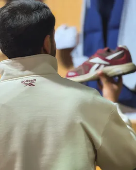 کتانی REEBOK
