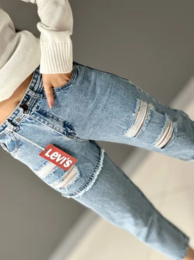 شلوار مام فیت چارتیکه زاپ‌دار