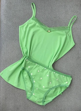 ست تاپ و شورتک زنانه بنیتا