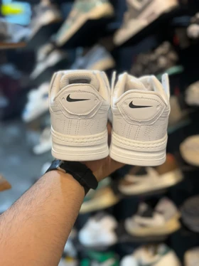 کتانی نایک اس بی دخترانه