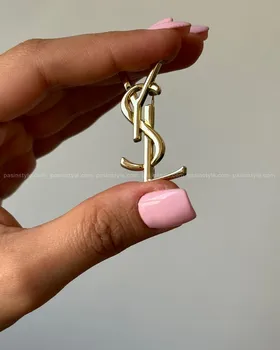 سنجاق سینه ایو سن لورن ysl