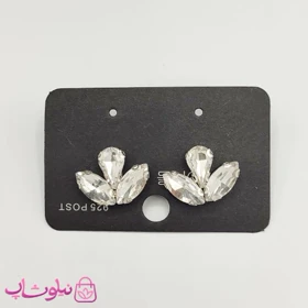 گوشواره زنانه زارا مدل گل سه پر با کریستال سفید کد 100