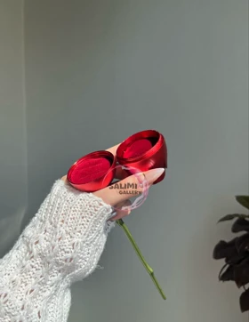 شاخه گل فلزی