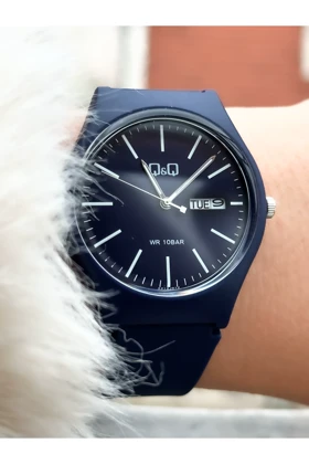 ساعت qandq qandq