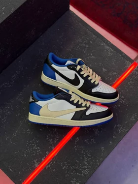 کتانی نایک ایر جردن1 ترویس اسکات فرگمنت آبی مسترکوالیتی Nike Air Jordan1 Travis scott Fragment Blue