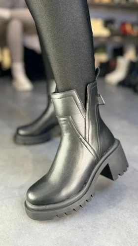 بوت پاشنه هفتی کد :382