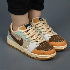 کفش ایرجردن 1 ساق کوتاه وودو Nike Air Jordan 1 Low OG Voodoo