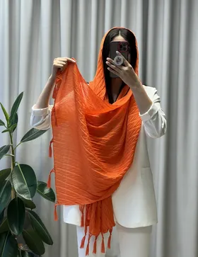 شال پلیسه نیکی