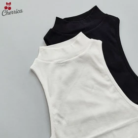 تاپ یقه اسکی بلند سفید و مشکی