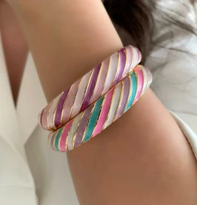 بنگل رنگین کمان میناکاری