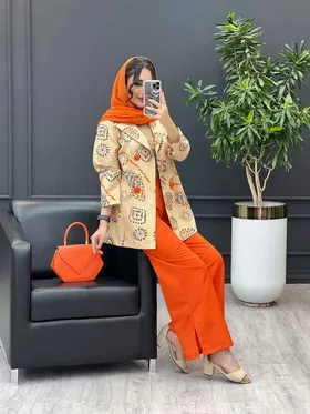 ست مانتو و شلوار چهار دکمه گل‌دار 3277
