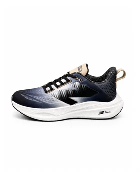 کفش کتانی رانینگ مردانه نیوبالانس زیره بست سرمه ای سفید New BALANCE
