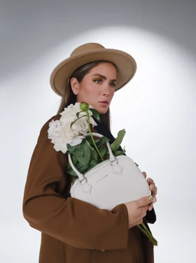 کیف دستی زنانه دیویدجونز مدل CM7337 (شیری)