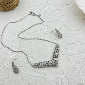 نیم ست زنانه طرح جواهری، درخشش بی‌نظیر و ظرافت خاص