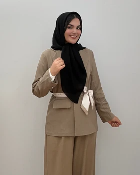 روسری کرپ مشکی مدل درختی