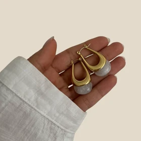 گوشواره سنگی سفید بیضی
