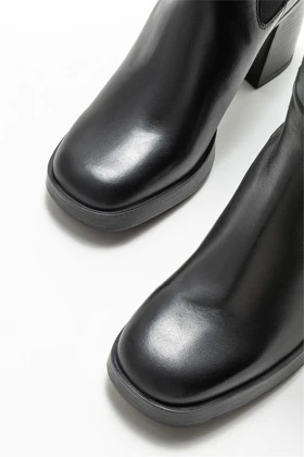 بوت و نیم بوت زنانه اله elle