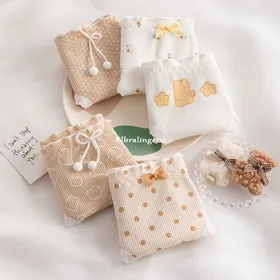 شورت نخی زنانه خرسی تدی بیر teddy bear