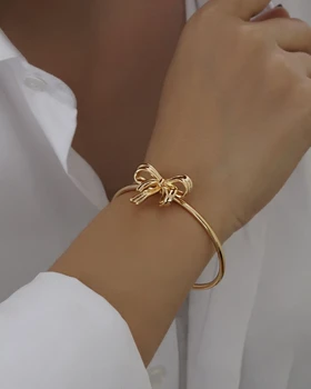 بنگل پاپیونی مرسده