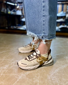 کتانی ورزشی زنانه نایکی V2K وی تو کی (ولنتینو)