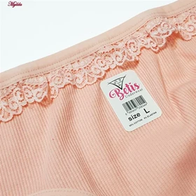 شورت زنانه رنگ گلبهی مدل نخی بتیس کد 5369