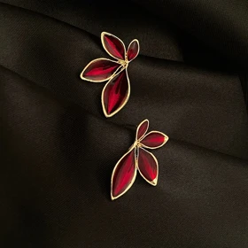 گوشواره گلبرگ B47