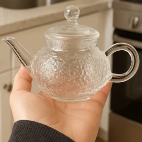 قوری زعفران پیرکس در دو طرح