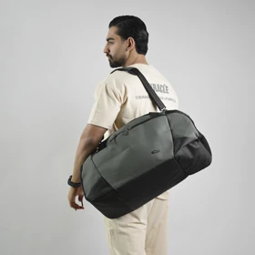 ساک ورزشی بنج مدل HSN-253300 جاکفشدار