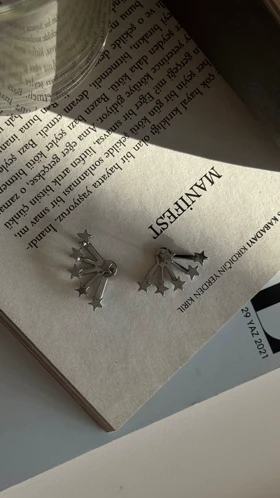 گوشواره ستاره