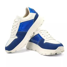 کفش راحتی زنانه مدل Stradivarius Sneakers - SKBu/W87