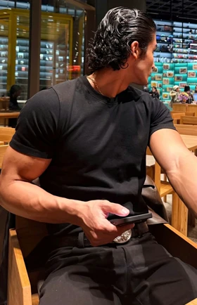 تیشرت فیت مشکی ساده بیسیک اسلیم فیت پارچه نخ پنبه اعلا