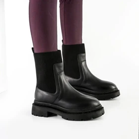 بوت و نیم بوت زنانه و دخترانه مدل دو بر کش رنگ مشکی کد M625