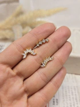 پیرسینگ‌گوش جواهری