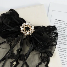 گیره مو زنانه مدل فرانسوی پاپیونی گیپور کد G_Lnd_3139