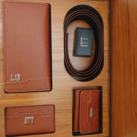 ست کادویی مردانه کیف و کمربند و جا کارتی و جا کلیدی شیک و رسمی