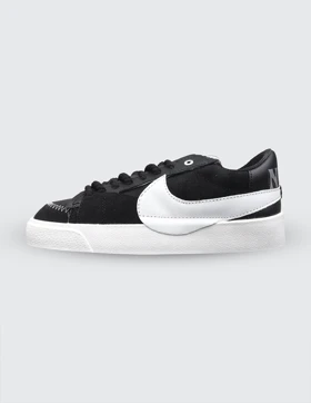 کفش روزانه مردانه نایکی Blazer Low Loud Mark M