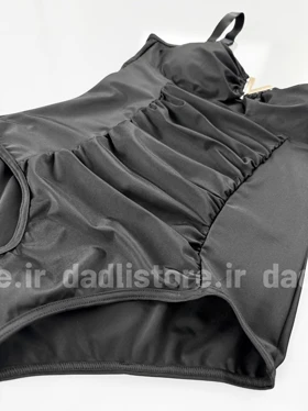 مایو یک تکه کاپ‌دار پلیسه وسط سگک دار