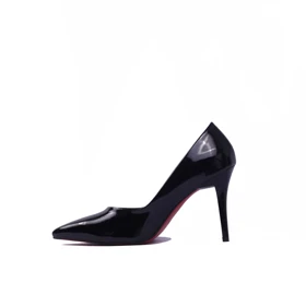 کفش پاشنه‌بلند مشکی ورنی مدل لودشکا کد 1716