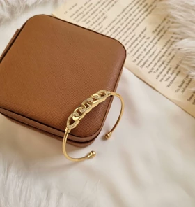 بنگل طرح طلا کارتیه D86